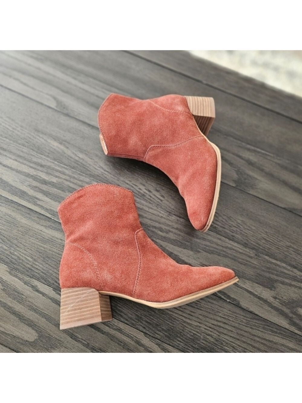 Lucky Brand Laidem Bootie. - Picture 1 of 7